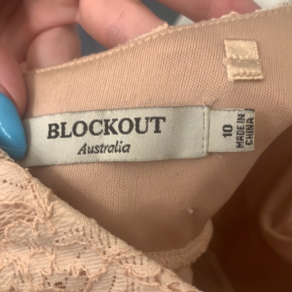 Strapless light pink/cream lace dress (size 10 Australian) - Picture 6 of 7